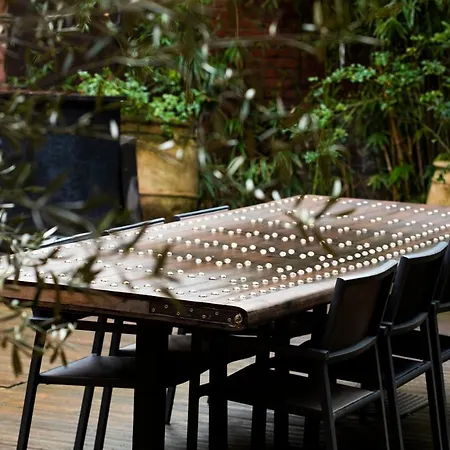 150 M² Fully Furnished Loft Apartment *